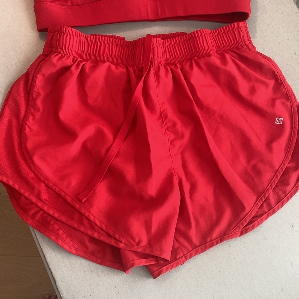 Red- Work out Set - Picture 2 of 5